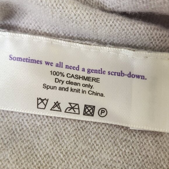 MM. LaFleur Cashmere Sweater XS Light Gray V-Neck Rolled Hem Lightweight Cozy - Picture 8 of 8